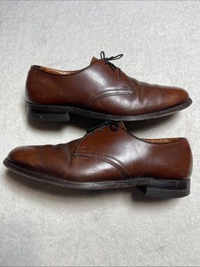 Regal Men's Brown Leather Derby Shoes — Classic Lace-Up Size 9 B